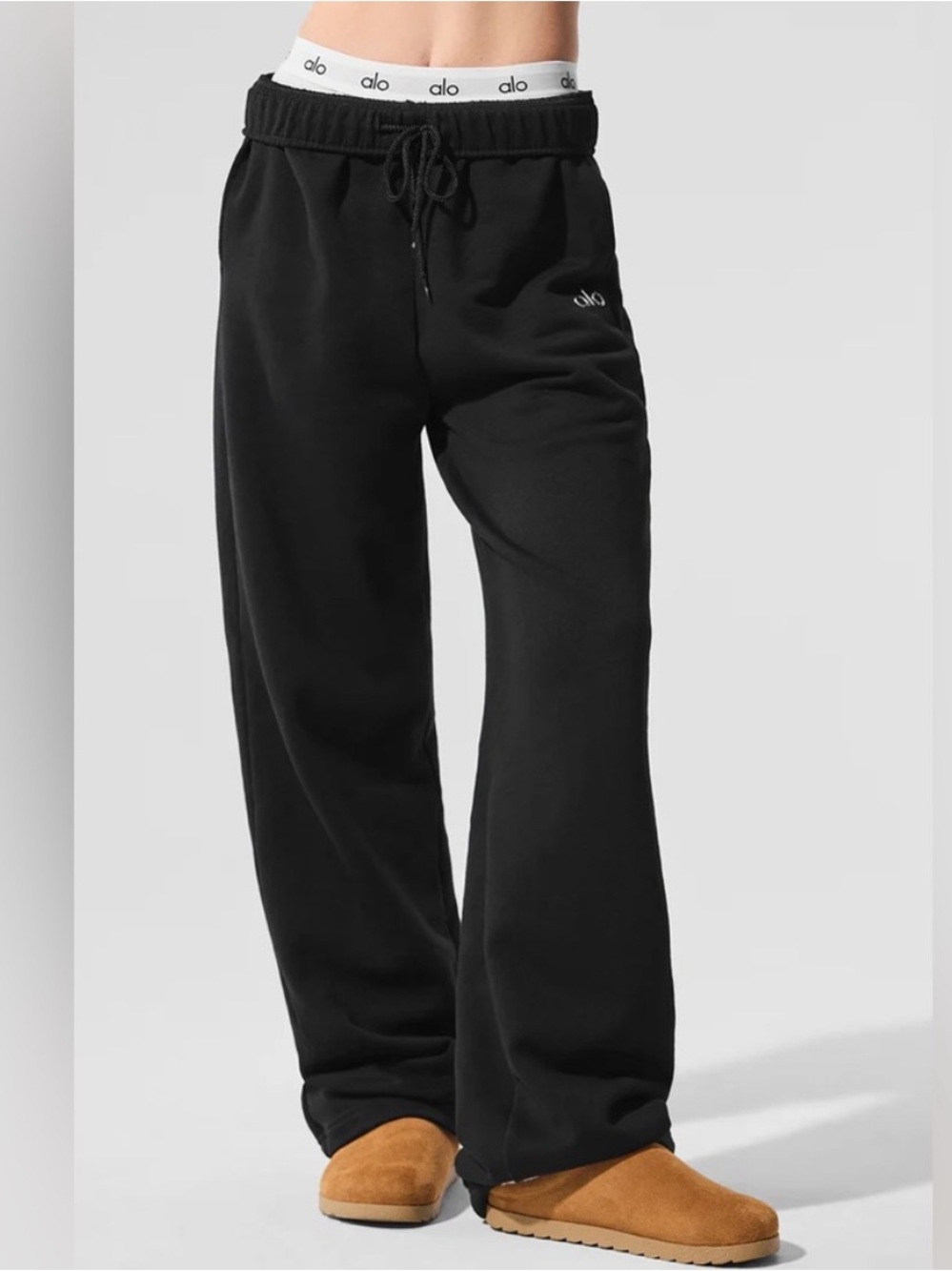 Alo Yoga Accolade Black Sweatpants